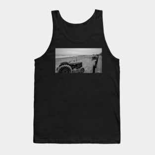 Tractor on Cromer beach on the North Norfolk coast Tank Top